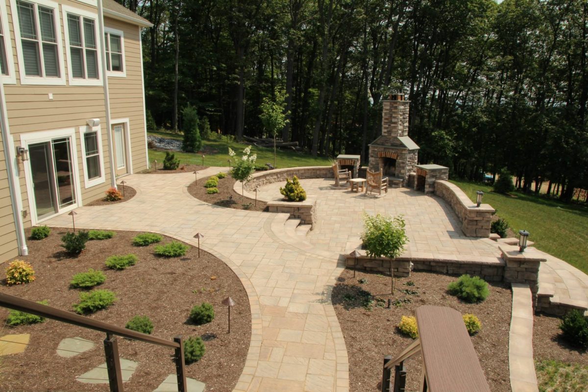 Patio Hardscaping Ideas to Refresh Your Backyard